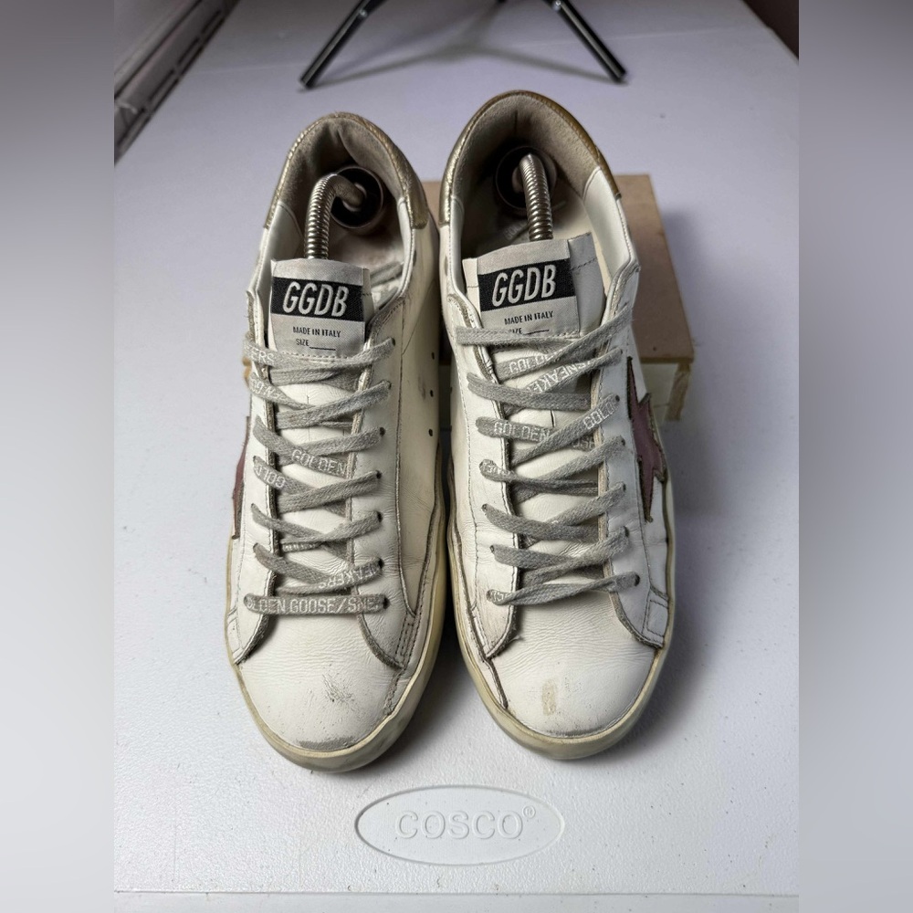 Golden Goose Leather Printed
Sneakers - White Sneakers, Shoes Sz 42 / US 9 - Picture 7 of 16